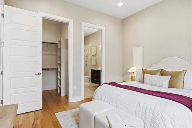 2314 Enfield RD 203, Austin, TX 78703