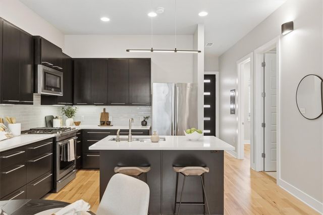 2314 Enfield RD 203, Austin, TX 78703