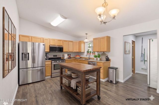 631 W Gail Drive, Wasilla, AK 99654