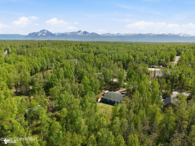 631 W Gail Drive, Wasilla, AK 99654