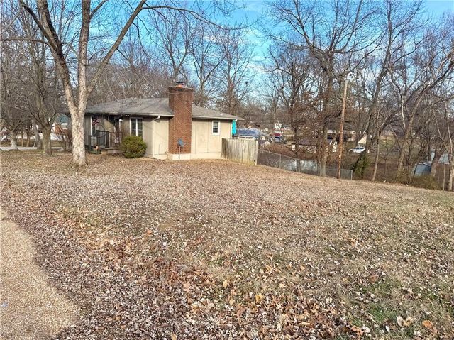 100 Elm Street, Windsor, MO 65360