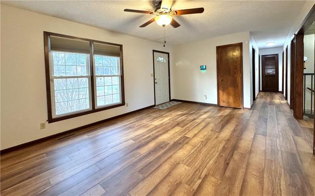 100 Elm Street, Windsor, MO 65360