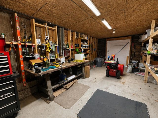 383 St. Albans Road, Swanton, VT 05488