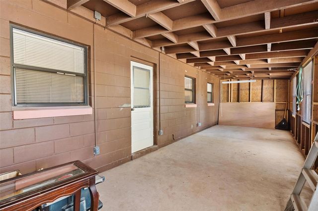 501 POINSETTIA AVENUE, Fruitland Park, FL 34731