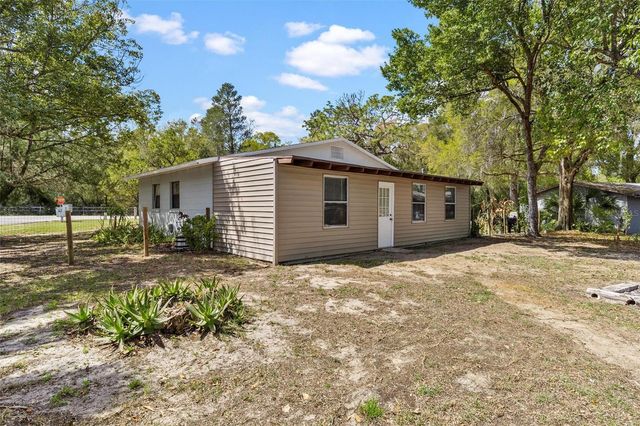 501 POINSETTIA AVENUE, Fruitland Park, FL 34731