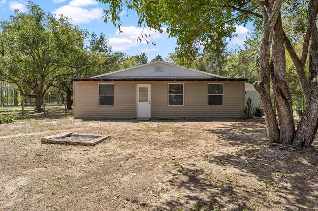 501 POINSETTIA AVENUE, Fruitland Park, FL 34731