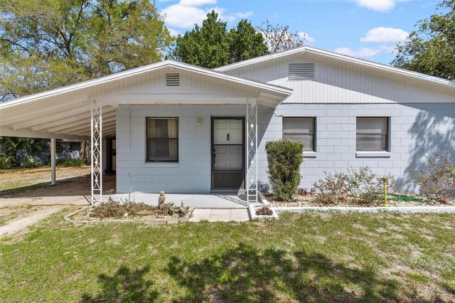 501 POINSETTIA AVENUE, Fruitland Park, FL 34731