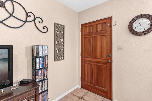 501 POINSETTIA AVENUE, Fruitland Park, FL 34731