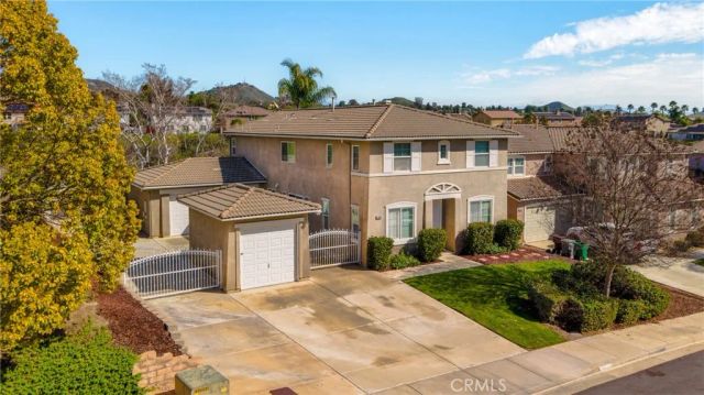 23634 Saratoga Springs, Murrieta, CA 92562