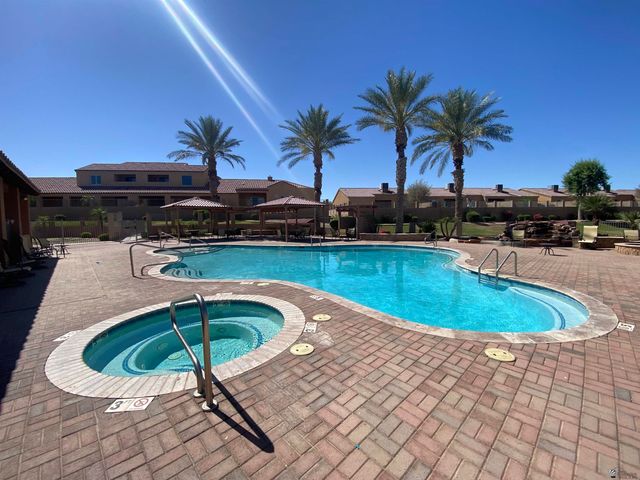 6081 E Overlook Ln, Yuma, AZ 85365