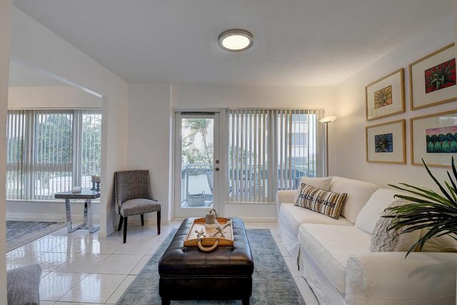 2066 N Ocean Boulevard 2nw, Boca Raton, FL 33431