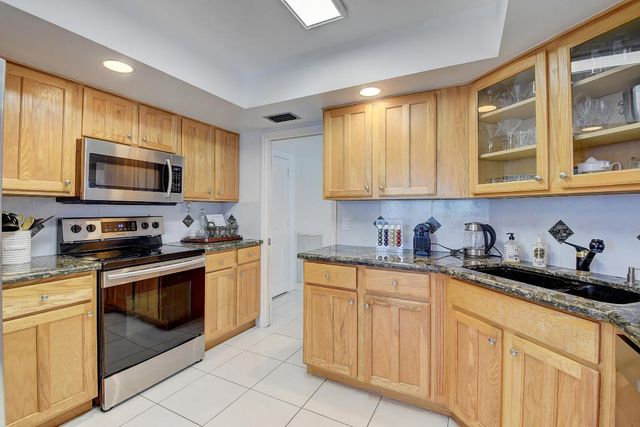 2066 N Ocean Boulevard 2nw, Boca Raton, FL 33431