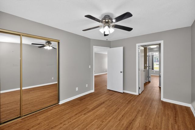 1011 Parkside Drive, Georgetown, KY 40324