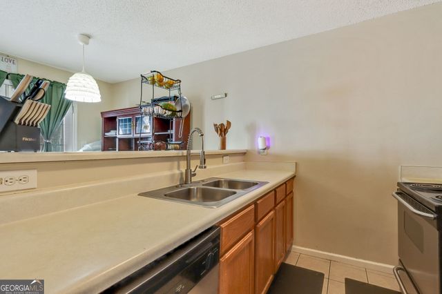 6964 Gallant Circle SE 24, Mableton, GA 30126