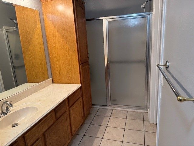 105 Cobblestone Drive W, Red Oak, TX 75154