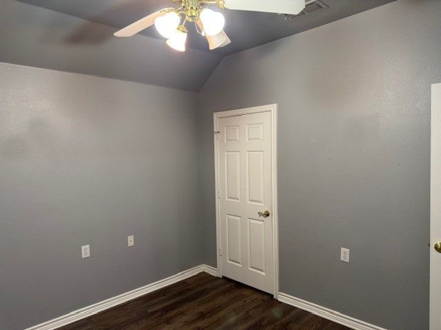 105 Cobblestone Drive W, Red Oak, TX 75154