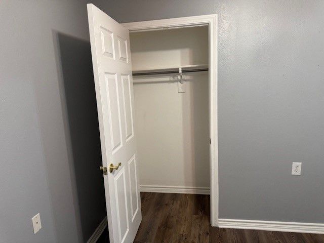 105 Cobblestone Drive W, Red Oak, TX 75154