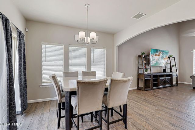 6056 Cinnamon Park Street, Santa Teresa, NM 88008