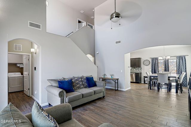 6056 Cinnamon Park Street, Santa Teresa, NM 88008