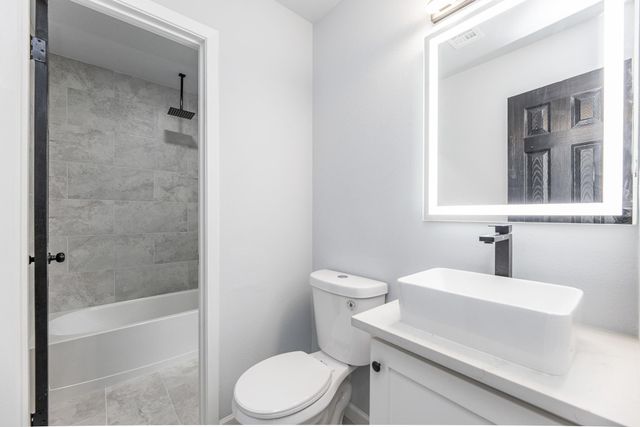 1109 E Columbia Lane, Deer Park, TX 77536