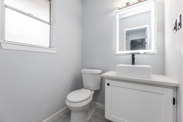 1109 E Columbia Lane, Deer Park, TX 77536