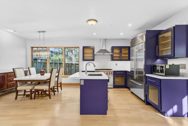 421 Eardley Avenue, Pacific Grove, CA 93950