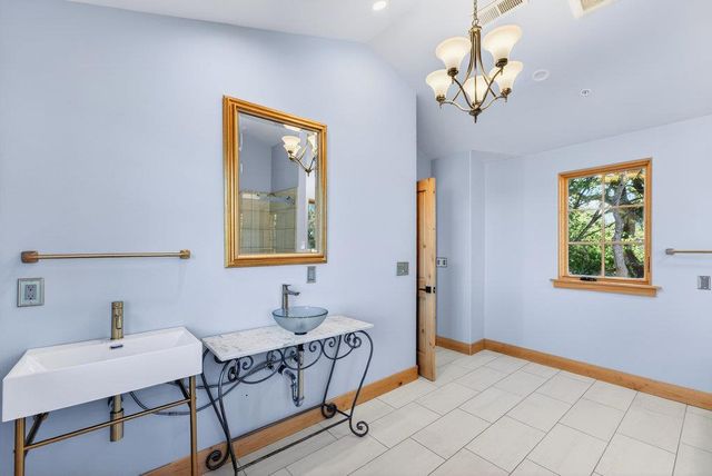 421 Eardley Avenue, Pacific Grove, CA 93950