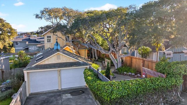421 Eardley Avenue, Pacific Grove, CA 93950