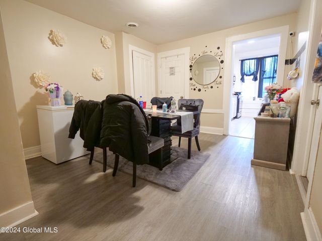 3236 6th Avenue, Troy, NY 12180