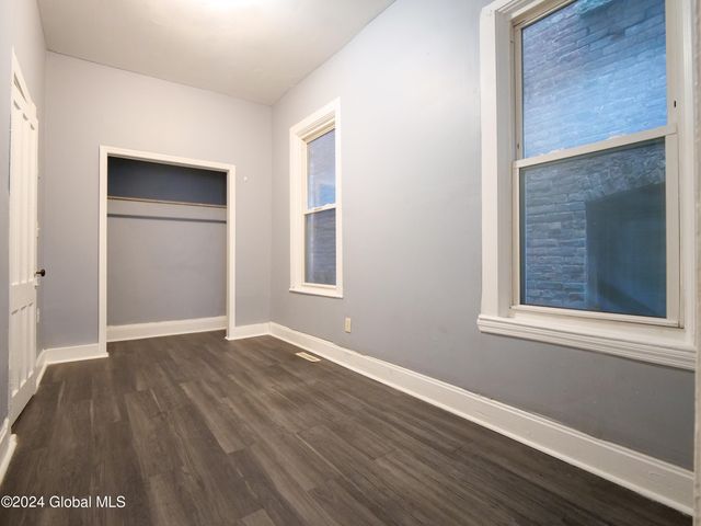 3236 6th Avenue, Troy, NY 12180
