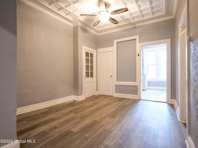 3236 6th Avenue, Troy, NY 12180