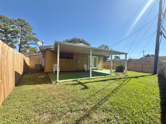 12842 Corpus Christi St, Houston, TX 77015