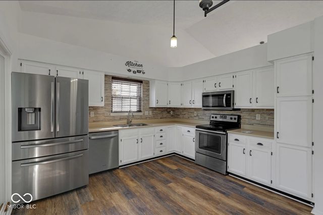 12991 Wingstem Court, Fishers, IN 46038