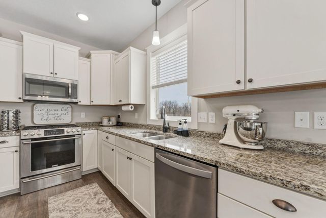 21255 Naples Street NW, Elk River, MN 55330