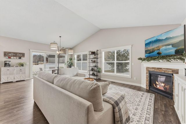 21255 Naples Street NW, Elk River, MN 55330