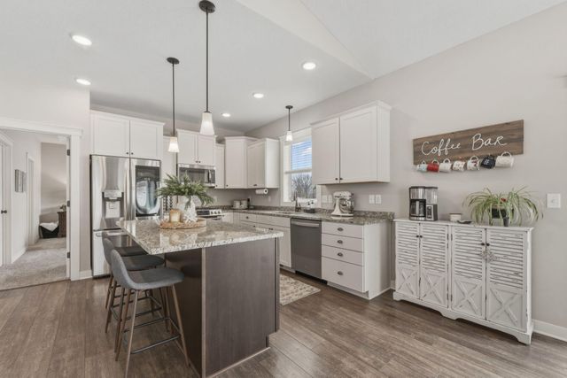 21255 Naples Street NW, Elk River, MN 55330