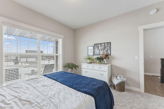 21255 Naples Street NW, Elk River, MN 55330