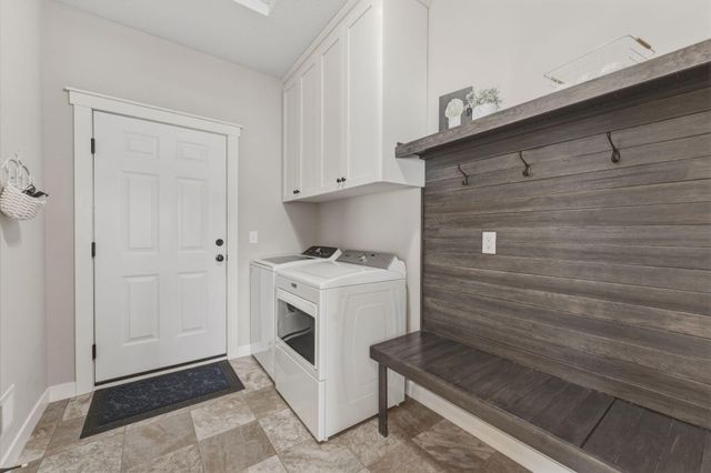 21255 Naples Street NW, Elk River, MN 55330