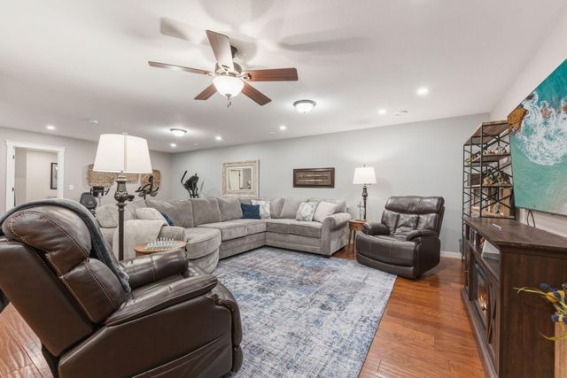 21255 Naples Street NW, Elk River, MN 55330