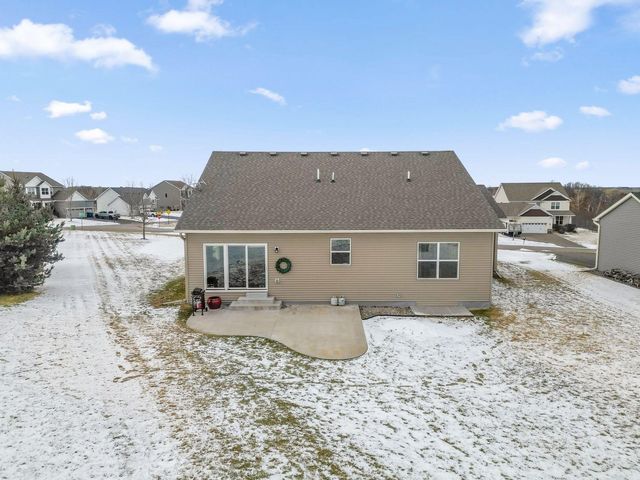 21255 Naples Street NW, Elk River, MN 55330