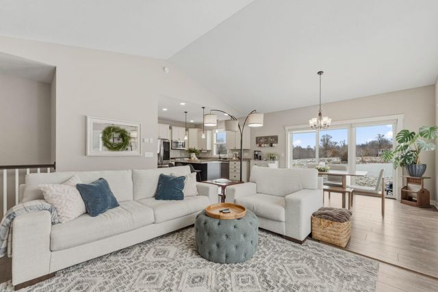 21255 Naples Street NW, Elk River, MN 55330