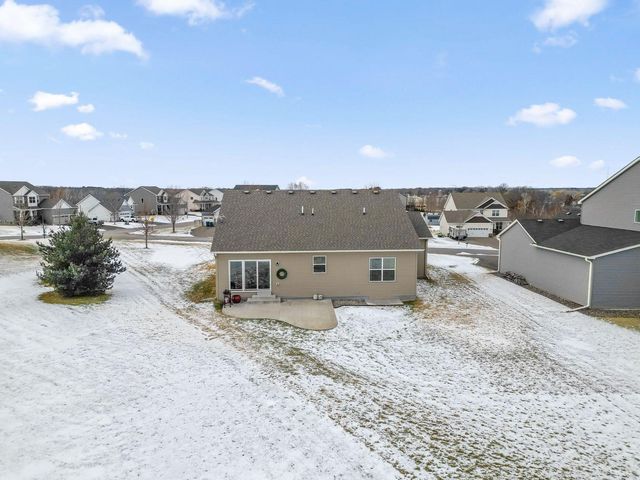 21255 Naples Street NW, Elk River, MN 55330