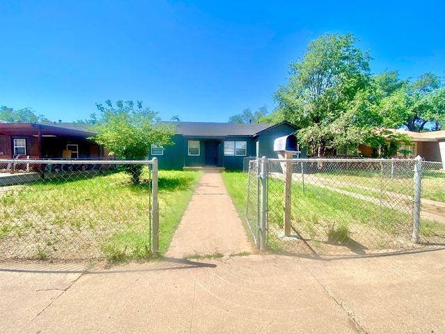 517 54th Street, Lubbock, TX 79404