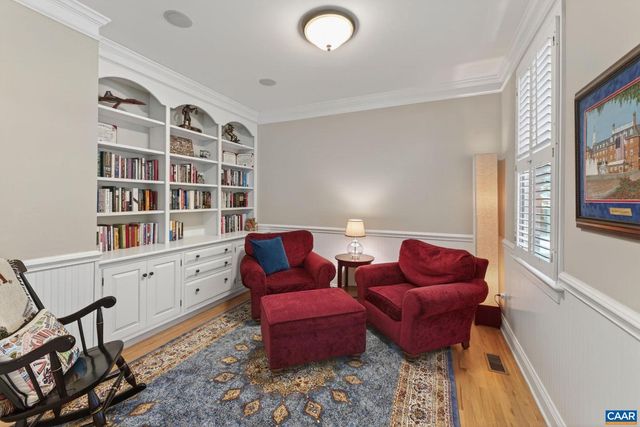 251 PELHAM DR, Keswick, VA 22947