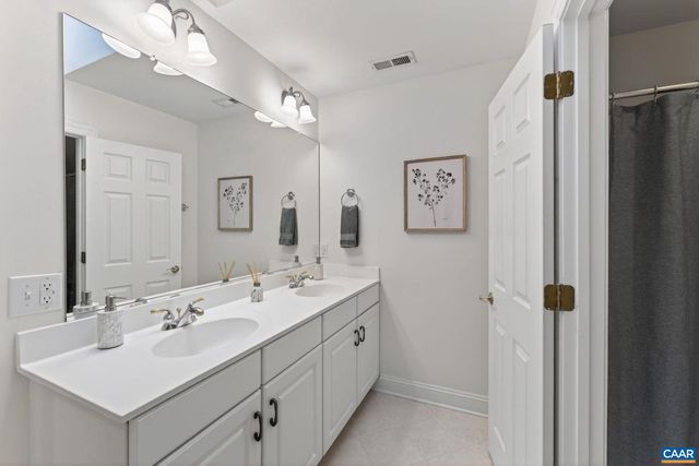 251 PELHAM DR, Keswick, VA 22947