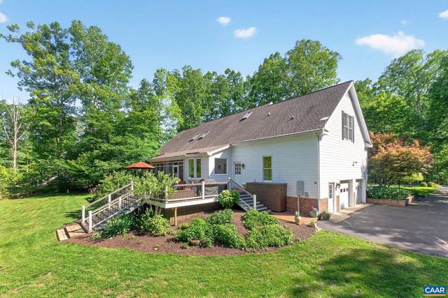 251 PELHAM DR, Keswick, VA 22947