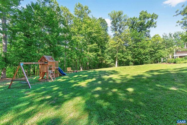 251 PELHAM DR, Keswick, VA 22947