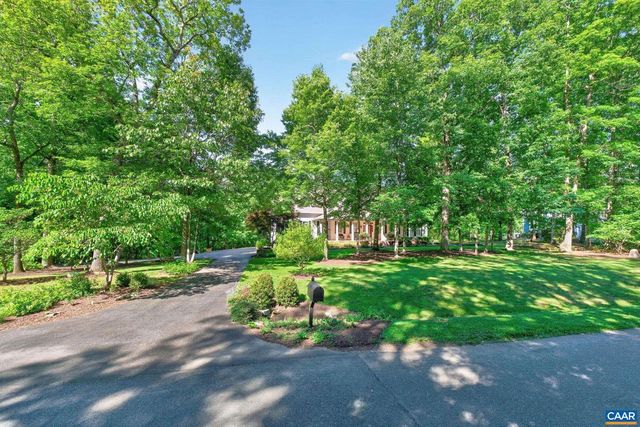 251 PELHAM DR, Keswick, VA 22947
