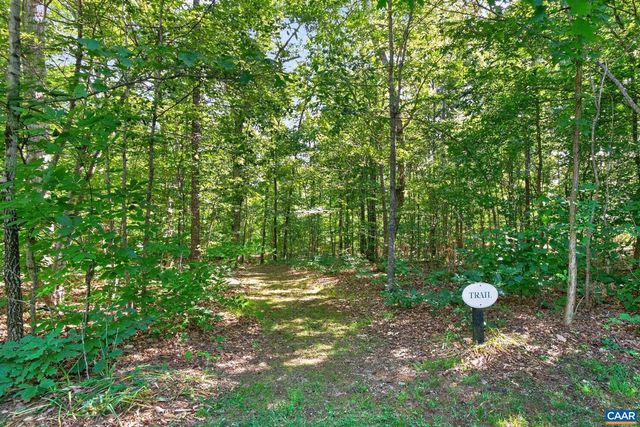 251 PELHAM DR, Keswick, VA 22947