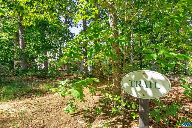 251 PELHAM DR, Keswick, VA 22947